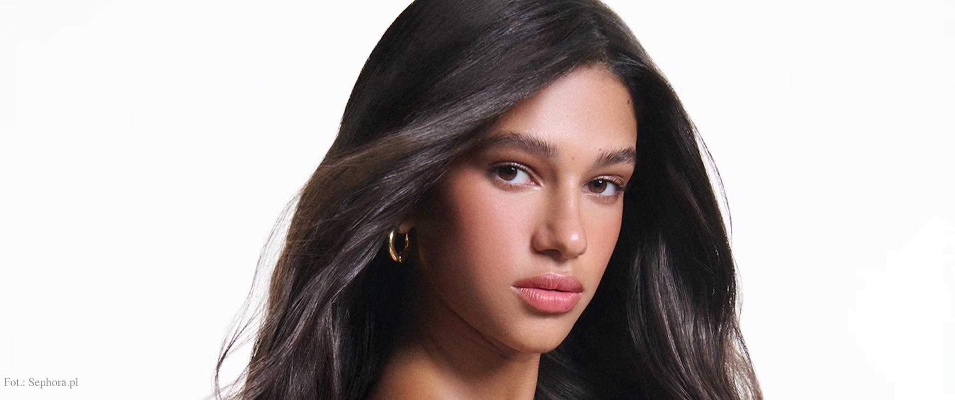 Spos&oacute;b na błyszczące i miękkie włosy: nowość marki K&eacute;rastase