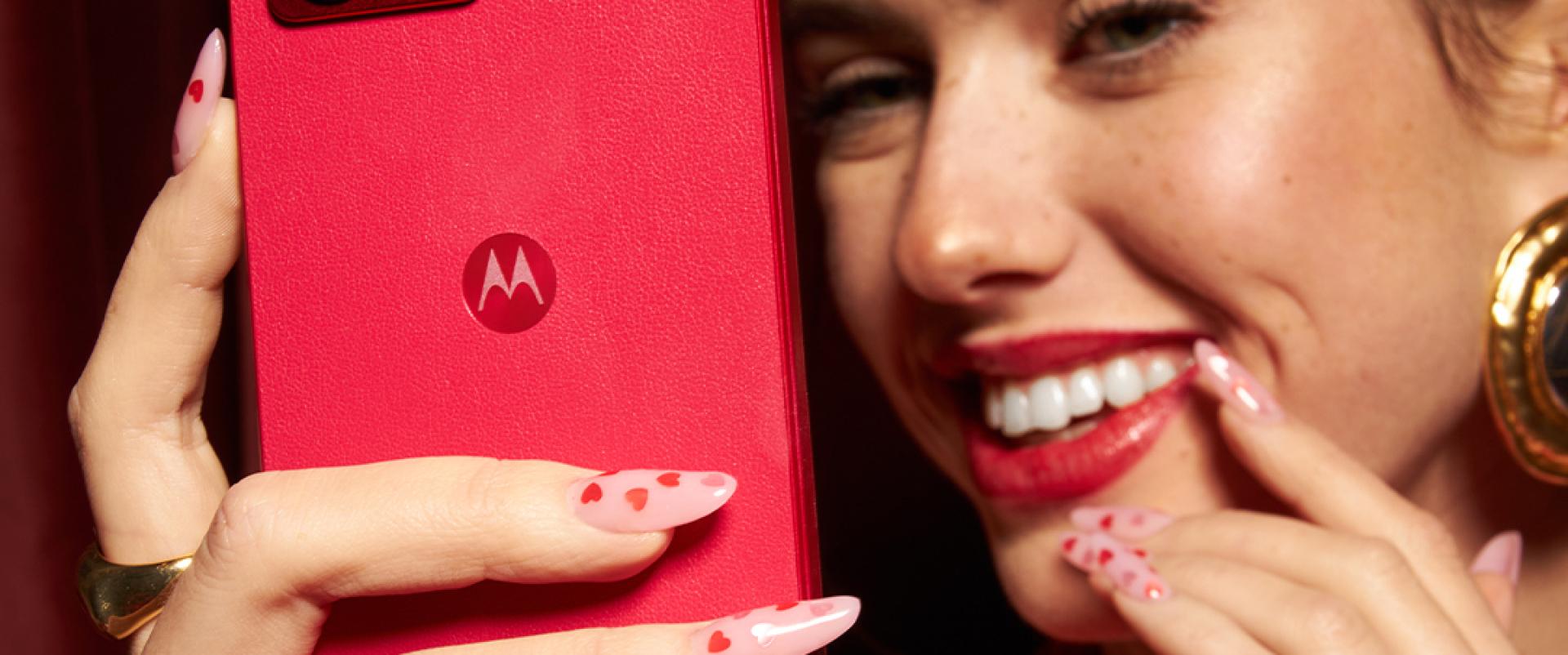 Walentynkowy konkurs Motorola i NEONAIL. Do wygrania smartfony i lakiery w wymarzonych kolorach