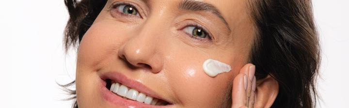 Nowoczesna pielęgnacja przeciwstarzeniowa &ndash; linia Longevity od Clochee