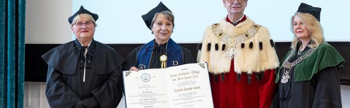 Dr Irena Eris z tytułem doctor honoris causa Szkoły Gł&oacute;wnej Handlowej
