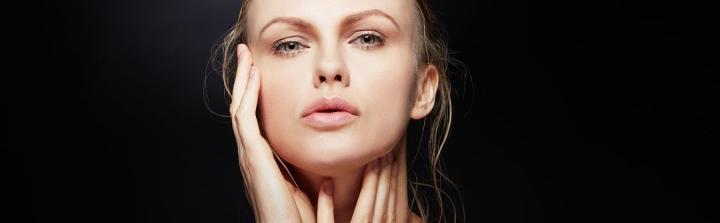 SHAPE UP™ HIT™ – kiedy skóra potrzebuje nowego podparcia. Kiedy TY chcesz poczuć subtelny efekt liftingu bez skalpela