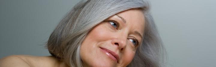 Piękna sk&oacute;ra bez względu na wiek: rosnąca popularność podejścia pro-aging