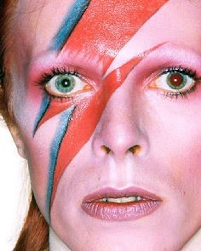 David Bowie - zawsze poza schematem